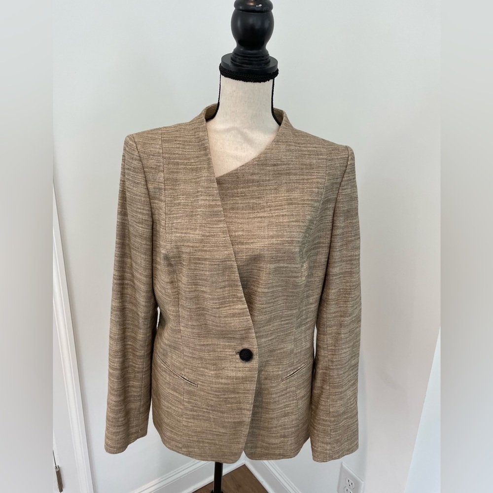 Lafayette structured tan/kaki blazar / jacket